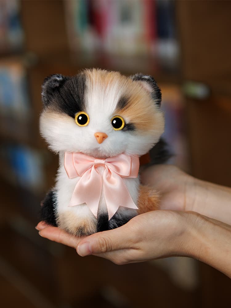 猫ぬいぐるみ 茶色 ふわもこ夢みる子猫