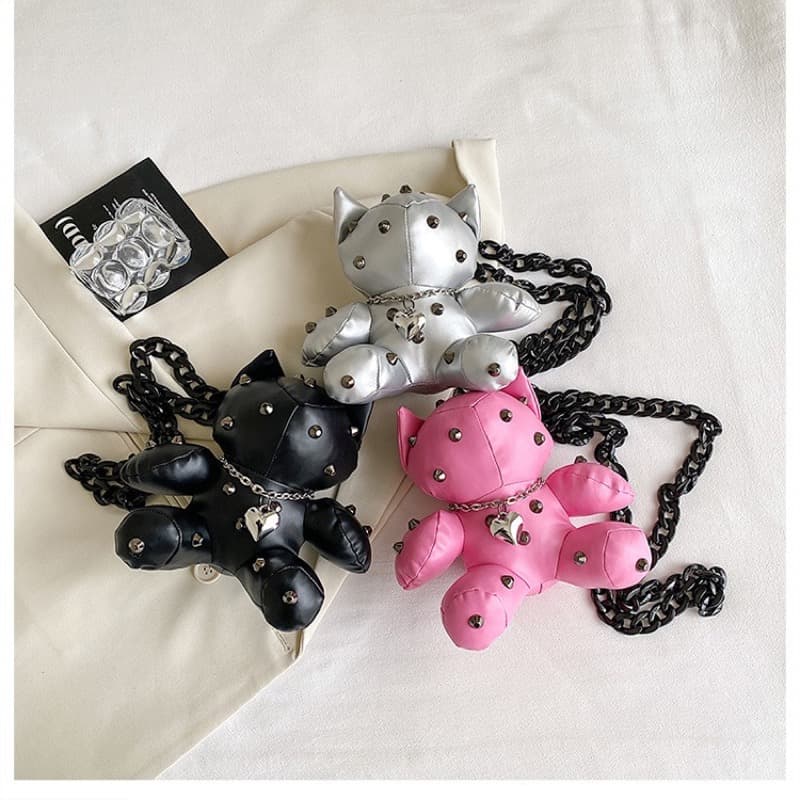黒色猫ぬいぐるみショルダーバッグ 斜めがけスタッズ付き