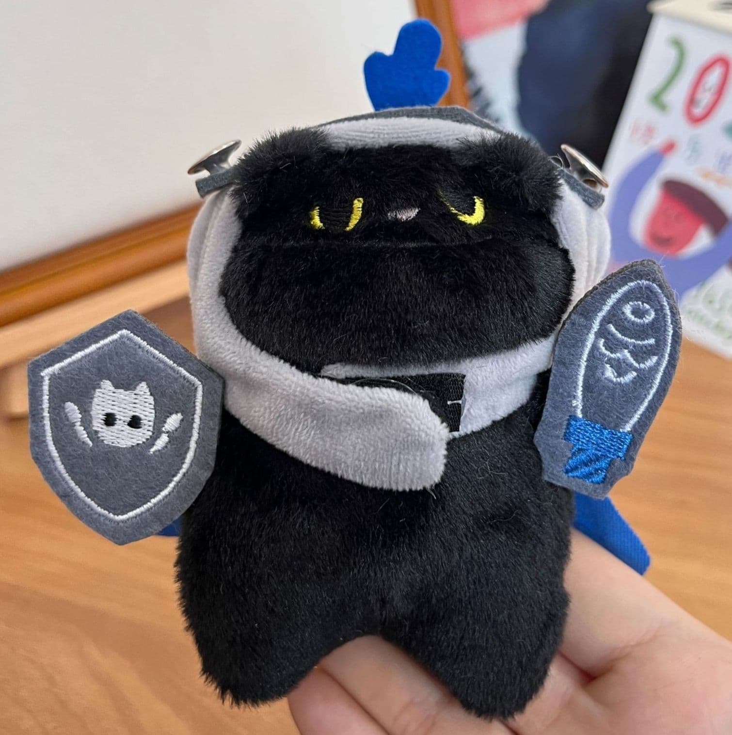 猫ぬいぐるみ 黒猫 騎士の魂を宿した黒猫ぬいぐるみ
