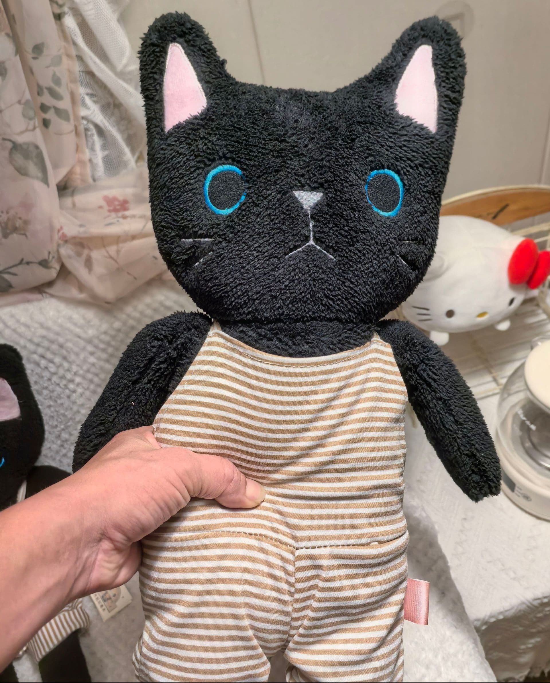 猫ぬいぐるみ 黒猫 おめめくりくりねこちゃんぬいぐるみ