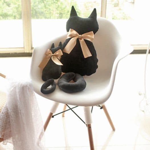 猫ぬいぐるみ 黒猫 しっぽまで可愛い猫型ぬいぐるみ