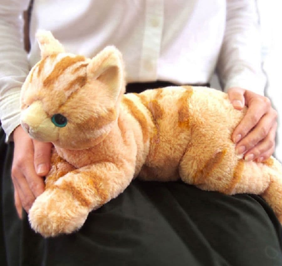 猫ぬいぐるみ 茶色 ふわもふトラ猫のぬくもり