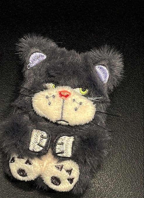 猫ぬいぐるみ グレー もふもふ不機嫌ねこちゃんケース