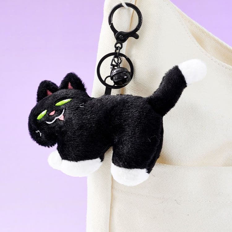 猫ぬいぐるみ 妖艶な瞳の小悪魔ニャンコ