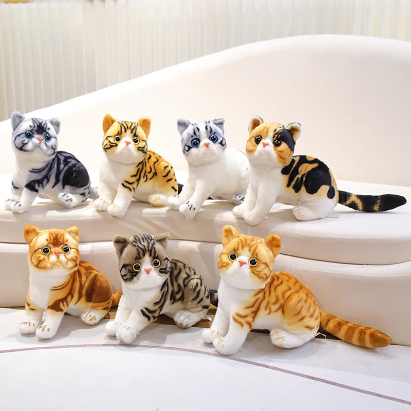 猫ぬいぐるみ リアル仔猫のお座りポーズ トラ茶柄コレクション