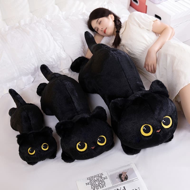 猫ぬいぐるみ 黒猫 まんまる目の寝そべり猫ぬいぐるみ