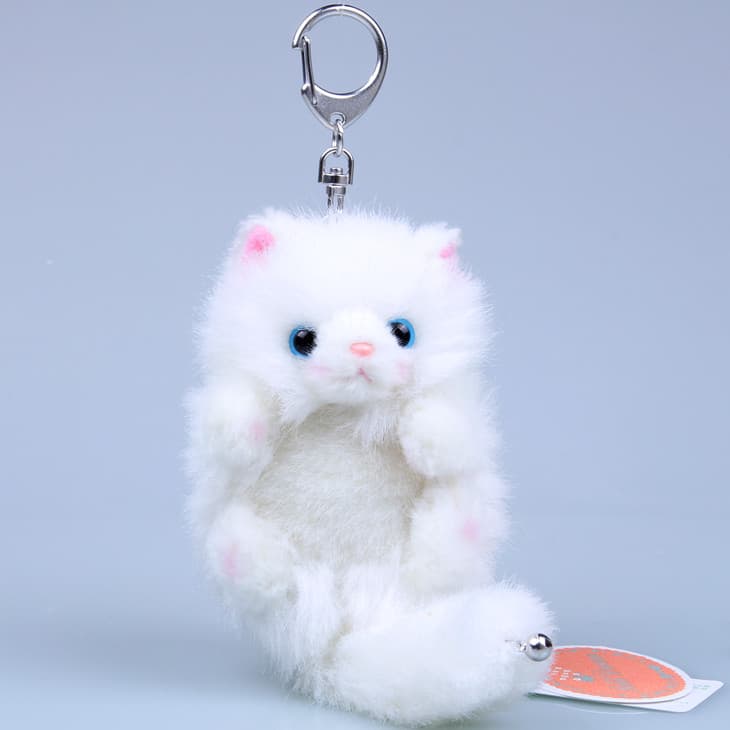 猫ぬいぐるみ 白色 ふわもふ雪猫のキーホルダー