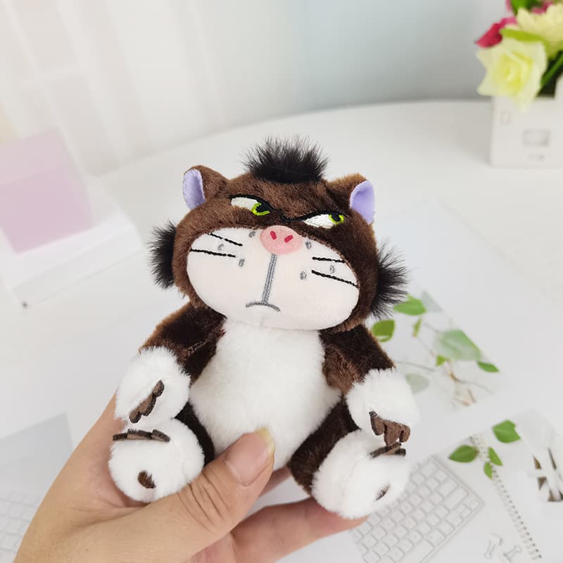 猫ぬいぐるみ まんまるお顔のつぶらにゃんこ
