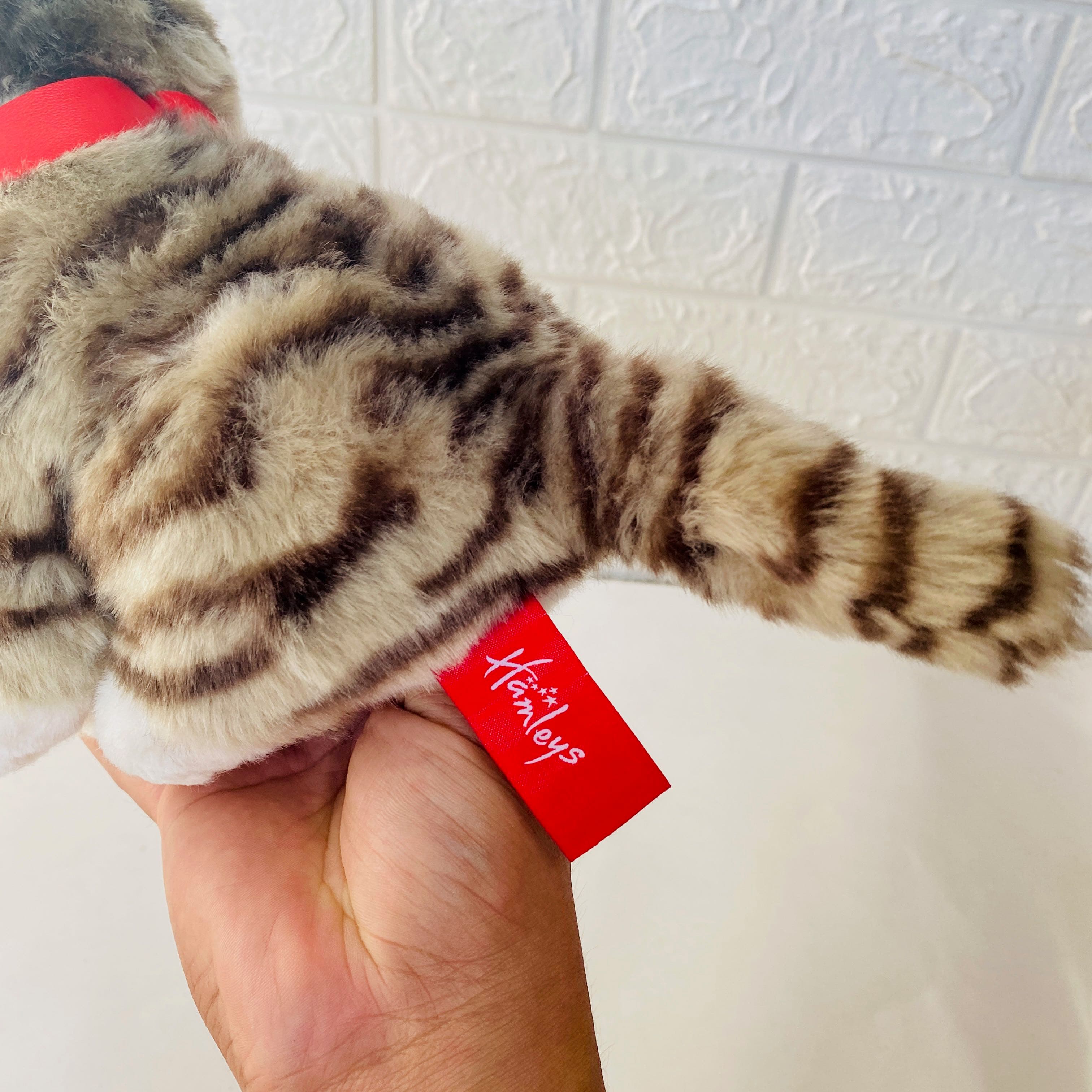 猫ぬいぐるみ グレー まんまるほっぺの縞模様のにゃんこ