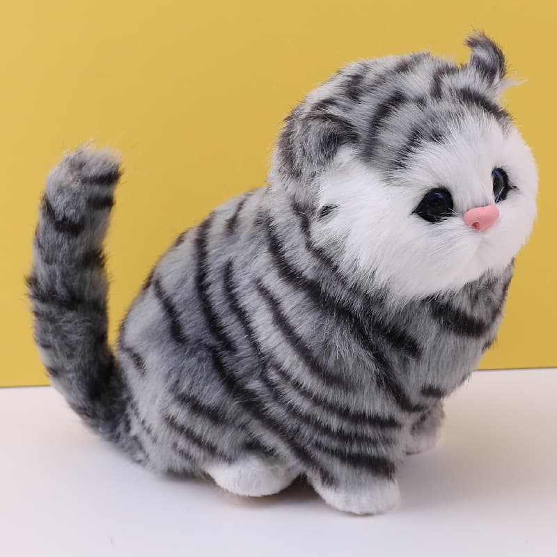 華やか鈴付き三毛猫ぬいぐるみ