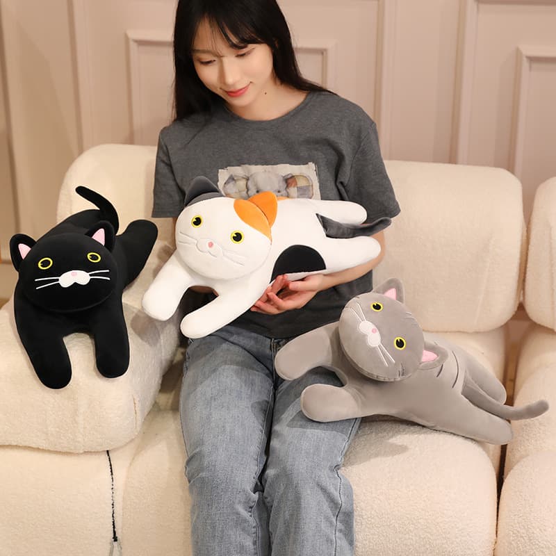寝そべり抱き枕ロング黒猫ぬいぐるみ