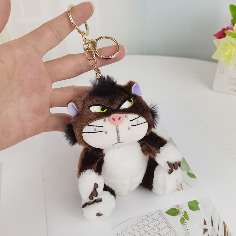 猫ぬいぐるみ まんまるお顔のつぶらにゃんこ