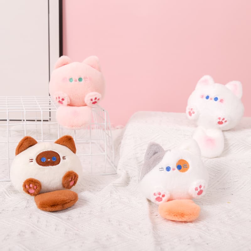 猫ぬいぐるみ まんまるシャムにゃんこ