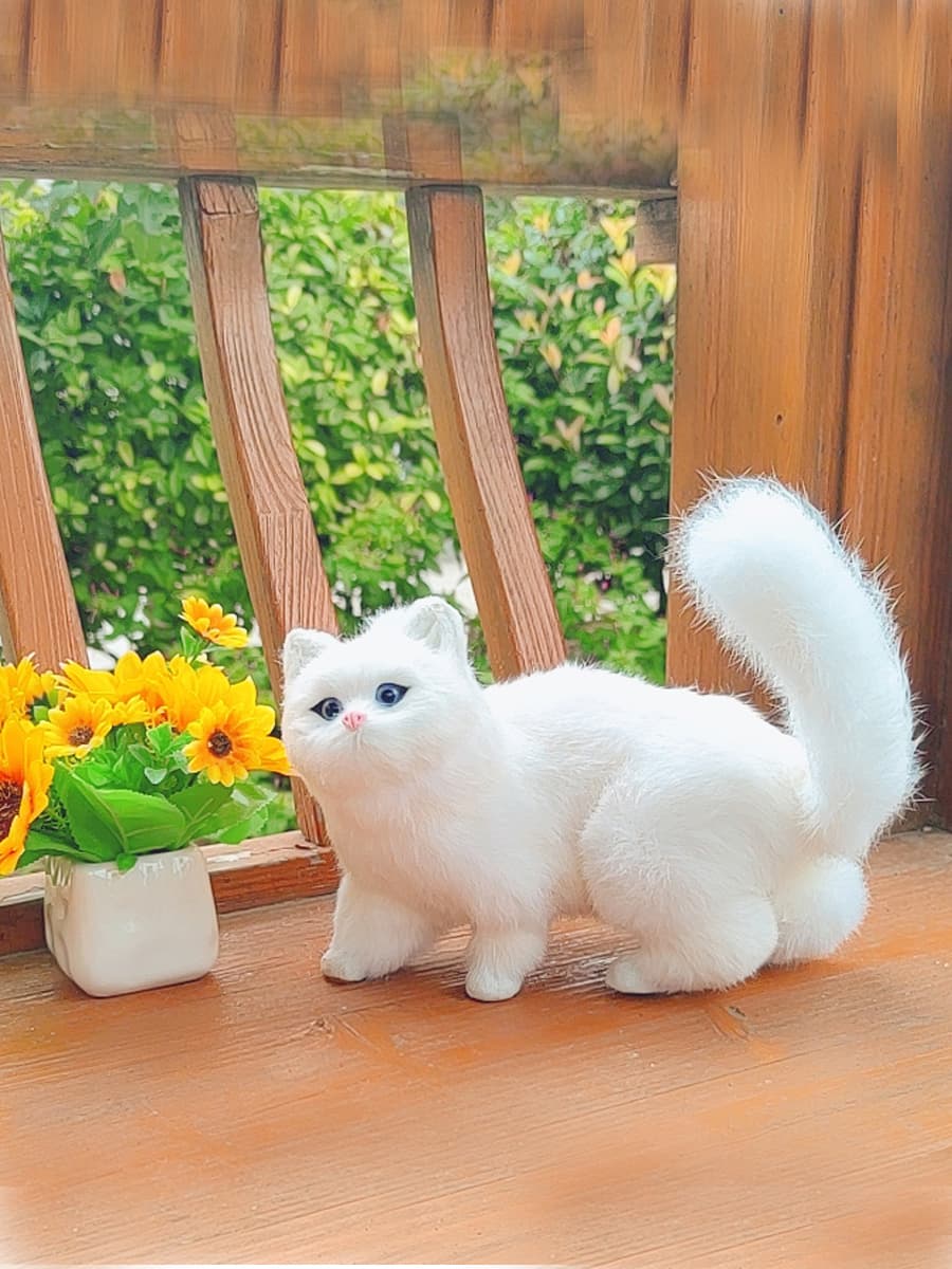 猫ぬいぐるみ 白色 ふわもふ純白の癒し子猫