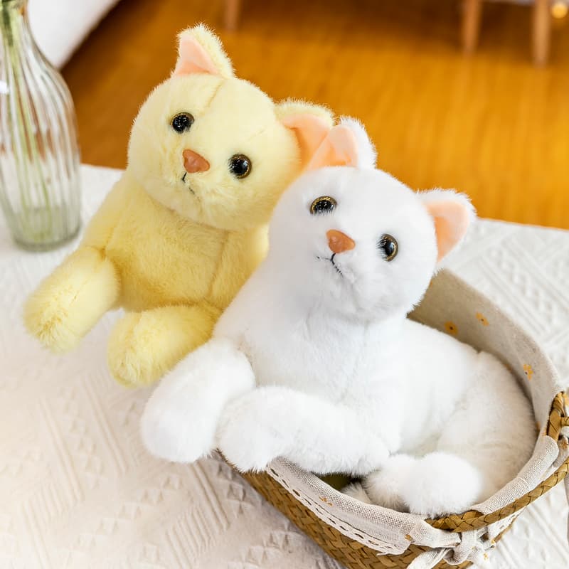猫ぬいぐるみ ふわふわ三角耳の子猫ちゃんぬいぐるみ