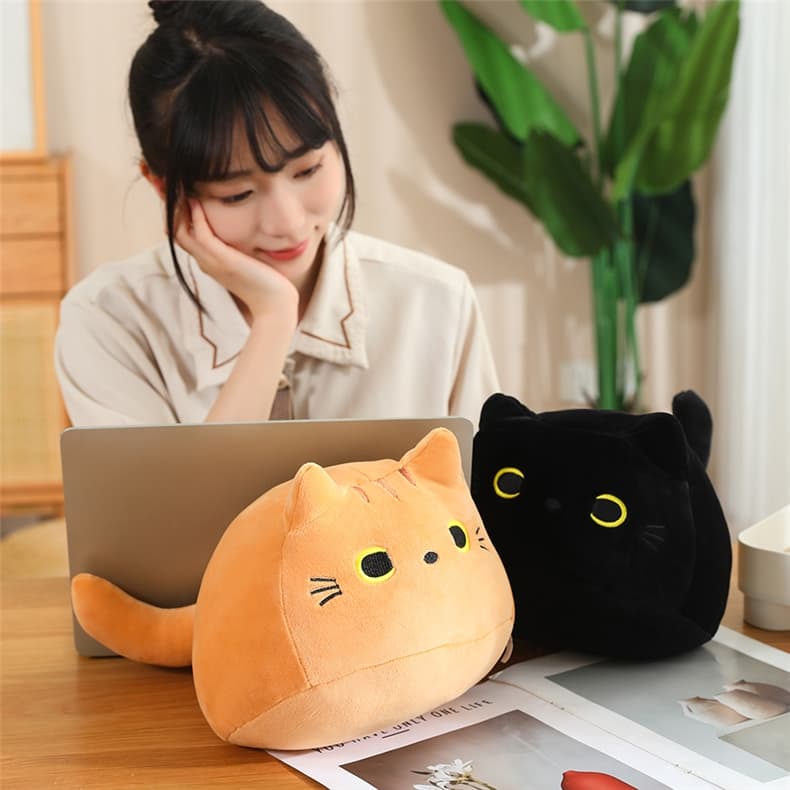 猫ぬいぐるみ 丸顔のもちにゃん