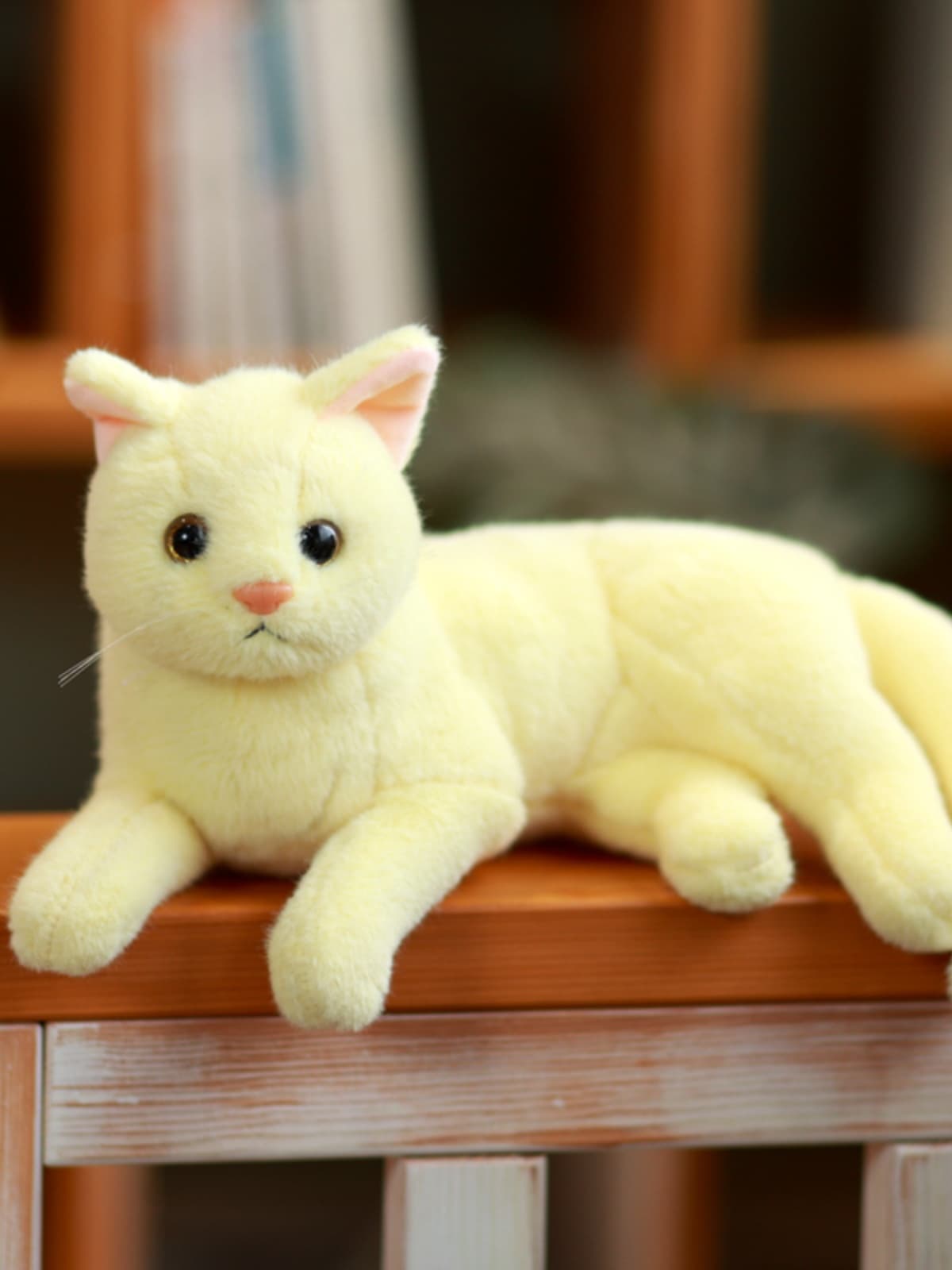 猫ぬいぐるみ 白色 ふわもふ雪猫