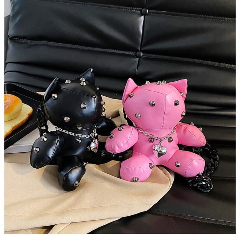 黒色猫ぬいぐるみショルダーバッグ 斜めがけスタッズ付き