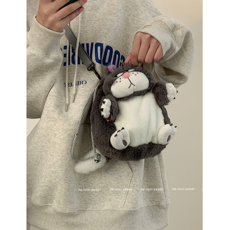 猫ぬいぐるみ ふわふわ猫ちゃん巾着型ショルダーバッグ
