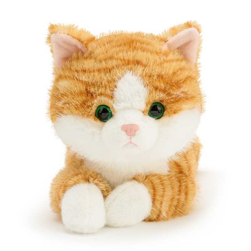 愛らしい瞳のおすわり子猫ぬいぐるみ