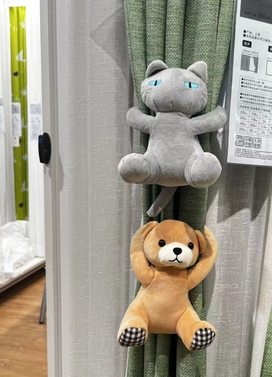 猫ぬいぐるみ グレー つかまり猫のカーテンつり下げぬいぐるみ