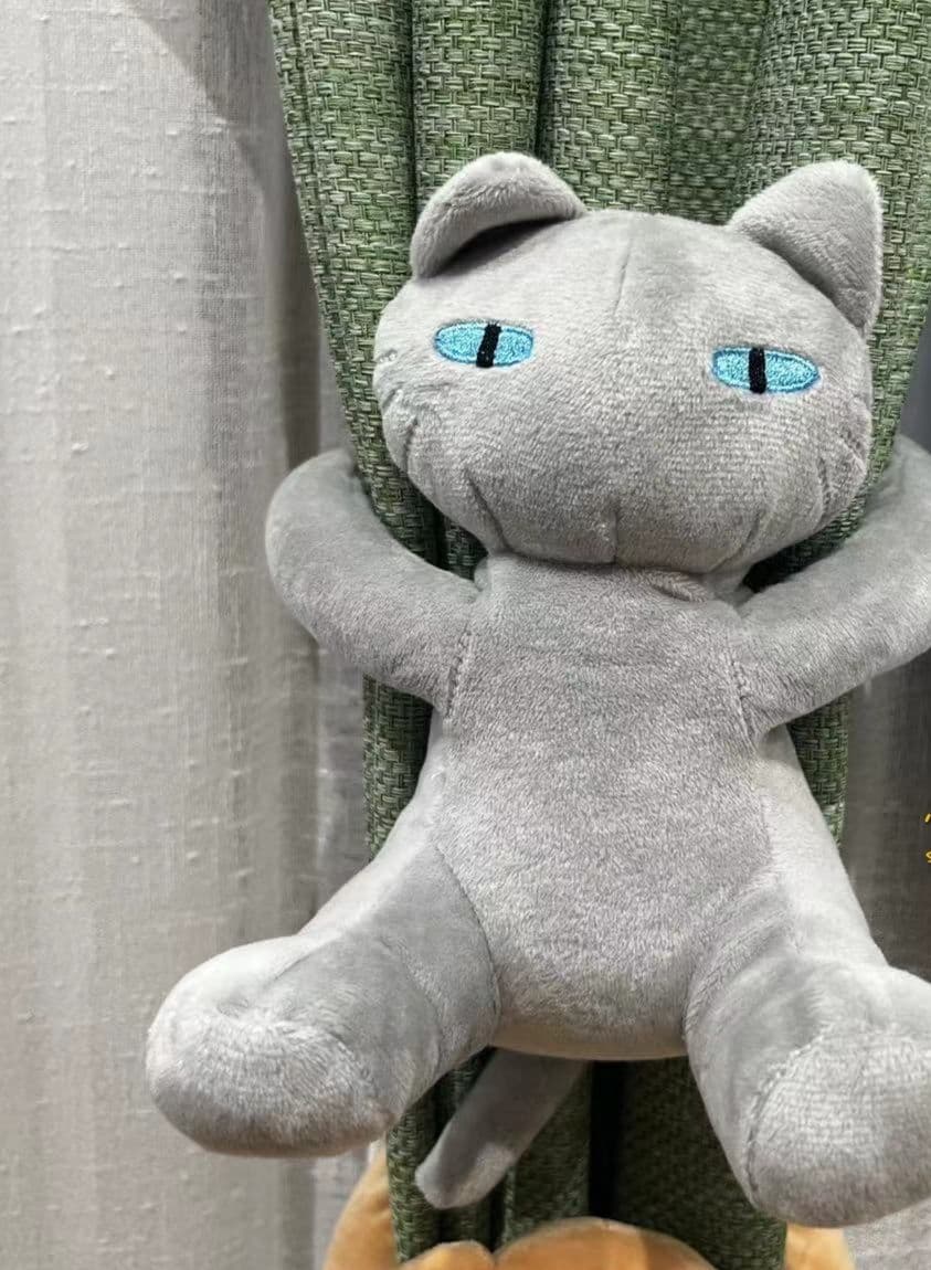 猫ぬいぐるみ グレー つかまり猫のカーテンつり下げぬいぐるみ